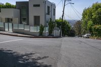 Low Villa Style Homes in Los Angeles Neighborhood 002