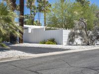 Lush Palm Springs Villa: Clear Skies and Spectacular Views