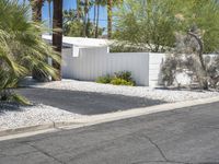 Lush Palm Springs Villa: Clear Skies and Spectacular Views