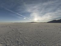 Majestic Mountains: Utah Desert at Dawn