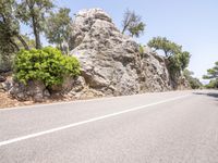 Mallorca Road Trip: Lush Landscapes and Vegetation