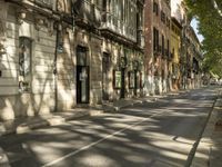 Mallorca Town: Roads and Tree-lined Lanes