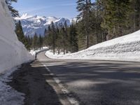 Scenic Drive in Mammoth Lake, California