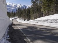 Scenic Drive in Mammoth Lake, California