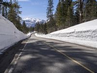 Scenic Drive in Mammoth Lake, California
