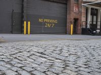 Manhattan Storefront: Vibrant Yellow Building in the Heart of the City