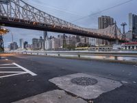 Manhattan: Urban Architecture on a Bridge