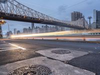 Manhattan: Urban Architecture on a Bridge