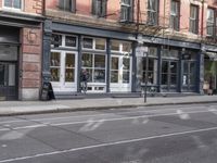 Manhattan Urban Scene: Storefront City 004