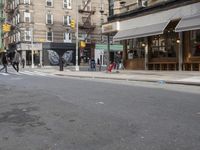 Manhattan: Urban Transportation in the Heart of Downtown