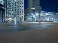 Metropolitan Architecture in Europe: Corporate Headquarters and Modern Design