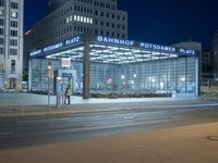Metropolitan Architecture in Europe: Corporate Headquarters and Modern Design