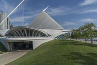Milwaukee, Wisconsin: Cityscape and Stadium