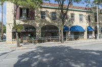 Milwaukee Wisconsin Tree-lined Street 001