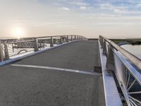 Milwaukee, Wisconsin: Urban Nature Walkway Along the Lake