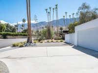 Modern Architectural Home in Palm Springs, California