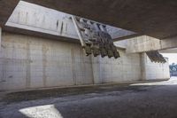 Modern Architecture in Barcelona: Concrete Structure 005