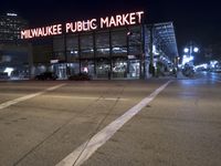 Modern Architecture in Chicago: A Mixed-Use Building