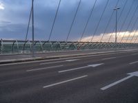 Modern Architecture and City Life: The Bridge of Zaragoza