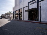 Modern Architecture in Los Angeles: A View from the Road