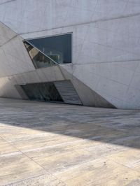 Modern Architecture in Porto: A Stunning Facade