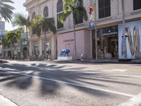 Modern Architecture Meets Shopping in LA