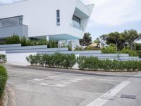 Modern Architecture in Spain: Walking through the City