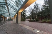 Modern Architecture in an Urban Setting: A Stunning Building