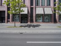 Modern Architecture: Vibrant Yellow Facades in Berlin