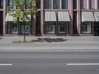 Modern Architecture: Vibrant Yellow Facades in Berlin