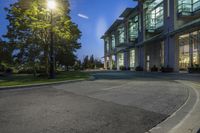 Modern Building: A Mixed-Use Home in the Heart of Toronto