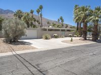 Modern Architecture Home in Palm Springs, California