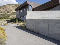 Modern Residential Property with Mountain View in Salt Lake City, Utah