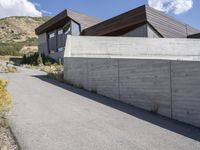 Modern Residential Property with Mountain View in Salt Lake City, Utah