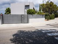 Modern Residential Villa in Spain: Stylish Architecture