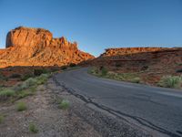 Monument Valley in Arizona at Dawn: A Stunning Landscape