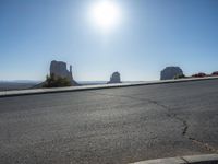 Monument Valley, Arizona: Scenic Road under Clear Sky