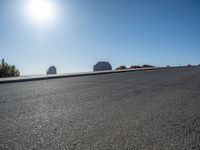 Monument Valley Arizona USA: Sunny Road