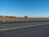 Monument Valley: Arizona & Utah Landscape