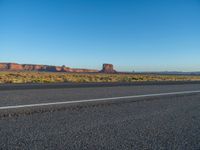 Monument Valley: Arizona & Utah Landscape