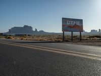 Monument Valley Landscape: Asphalt Road in Utah