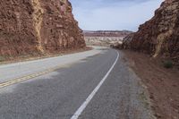 Mountain Landforms in Utah: Red Rock and Stunning Views