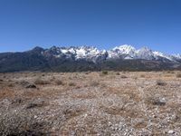 Mountain Landscape: Scenic View of China