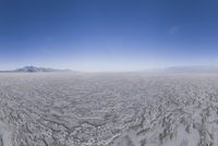 Mountain Landscape in Utah: Freezing Temperatures and Expansive Horizon