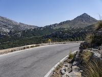 Mountain Pass in Mallorca: Clear Sky and Spectacular Views