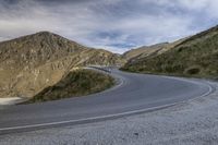 Mountain Pass in New Zealand: A Scenic Drive Through the Highlands