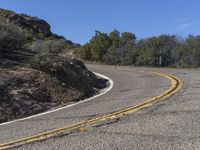 Mountain Road in California: Clear Skies and Stunning Views