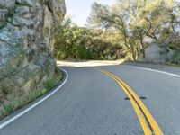 Mountain Road: A Beautiful Landscape in Nature