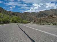 Mountain Road in Utah: A Scenic Drive Through Natural Beauty