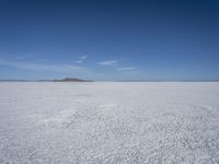 Nature Landscape in Utah's Salt Lake City with Mountains, Desert, and Azure Sea